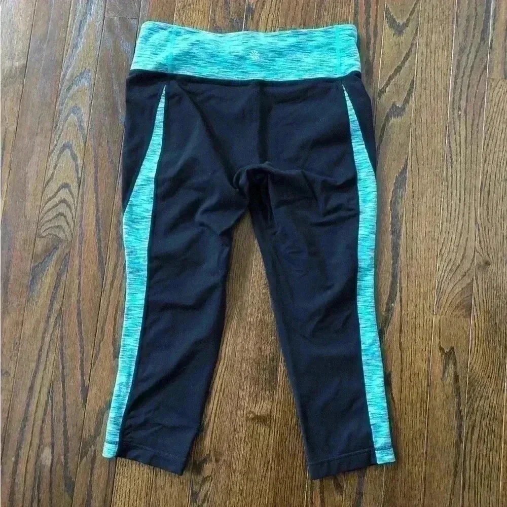 Athleta Women’s M Splits Revelation Capri Yoga Tight Black Green Pants - VGUC! - Picture 3 of 9